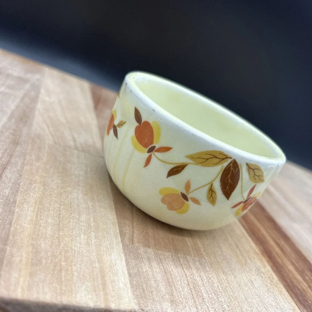 Vintage Hall's Superior Autumn Leaf Custard Bowl 3  1/2 X 2  1/4